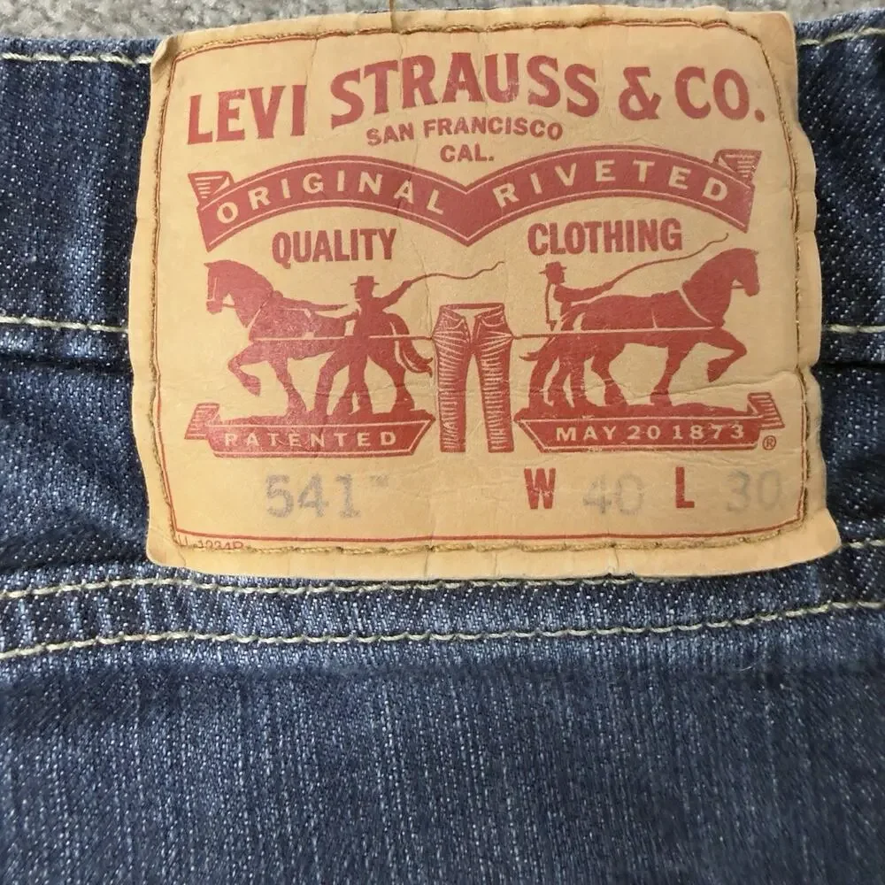 Levi Strauss 541 Athletic Taper Jeans Dark Wash Stretch Denim Mens 40x28 Preppy